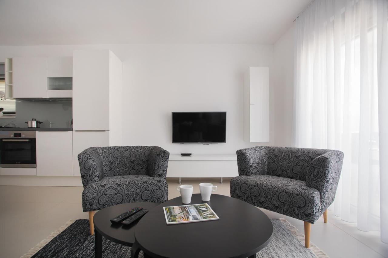 Silver Stone Apartment