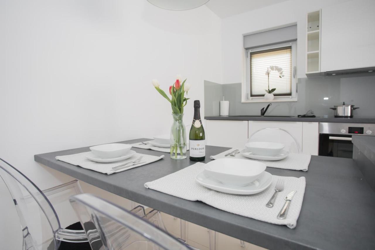 Apartment Silver Stone *