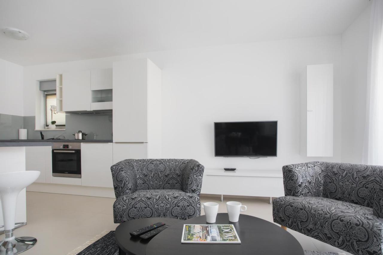 Apartment Silver Stone *